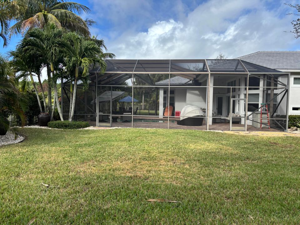 En Renta: $25,000 (4 camas, 4 baños, 4000 Pies cuadrados)