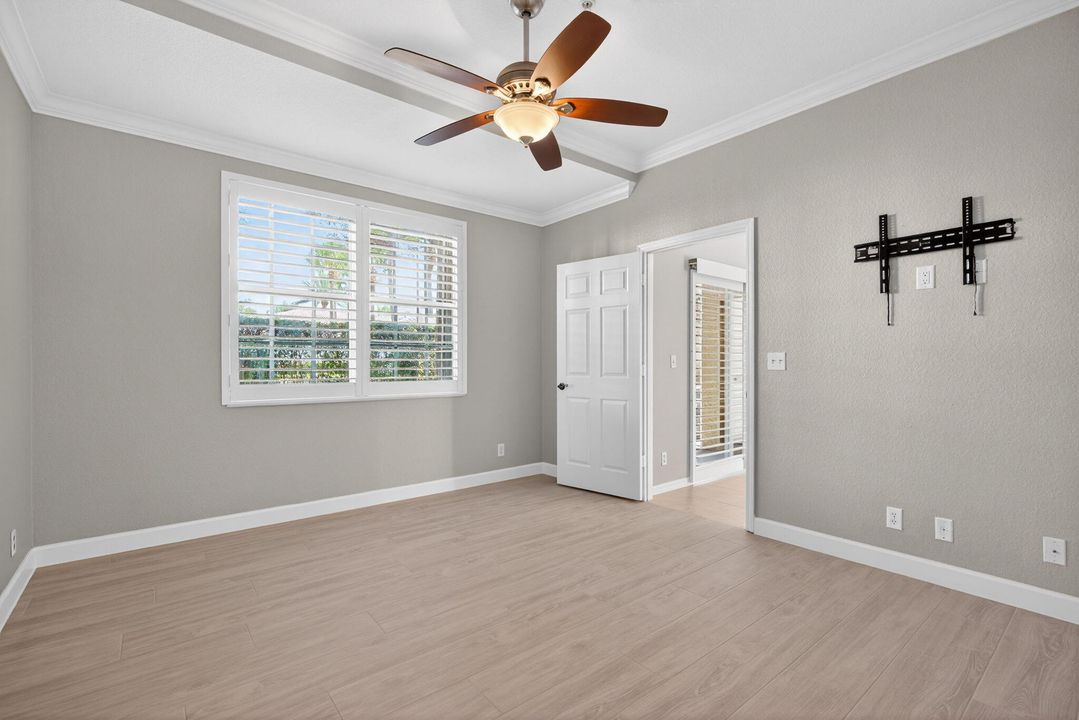 For Sale: $374,990 (3 beds, 2 baths, 1210 Square Feet)