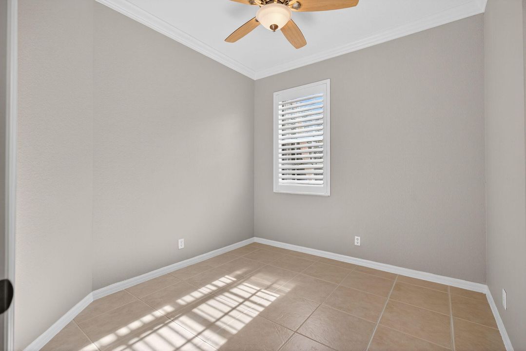 For Sale: $374,990 (3 beds, 2 baths, 1210 Square Feet)