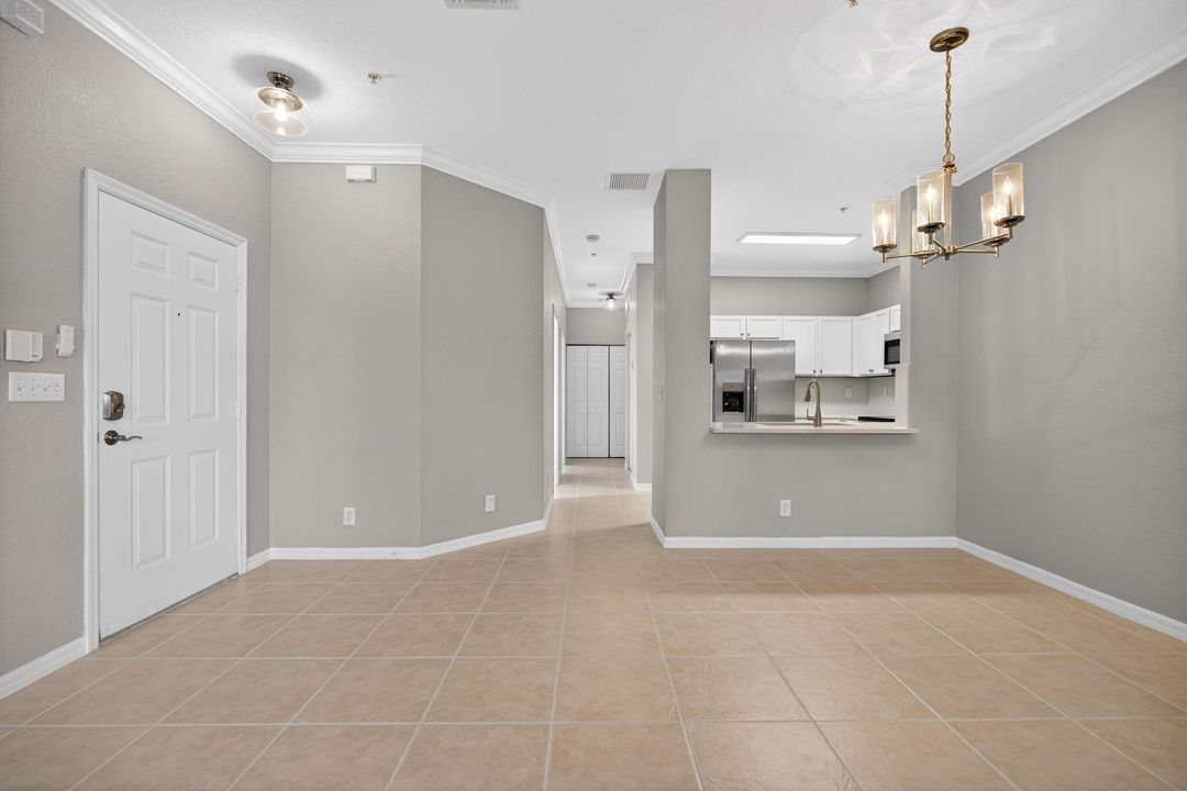 For Sale: $374,990 (3 beds, 2 baths, 1210 Square Feet)