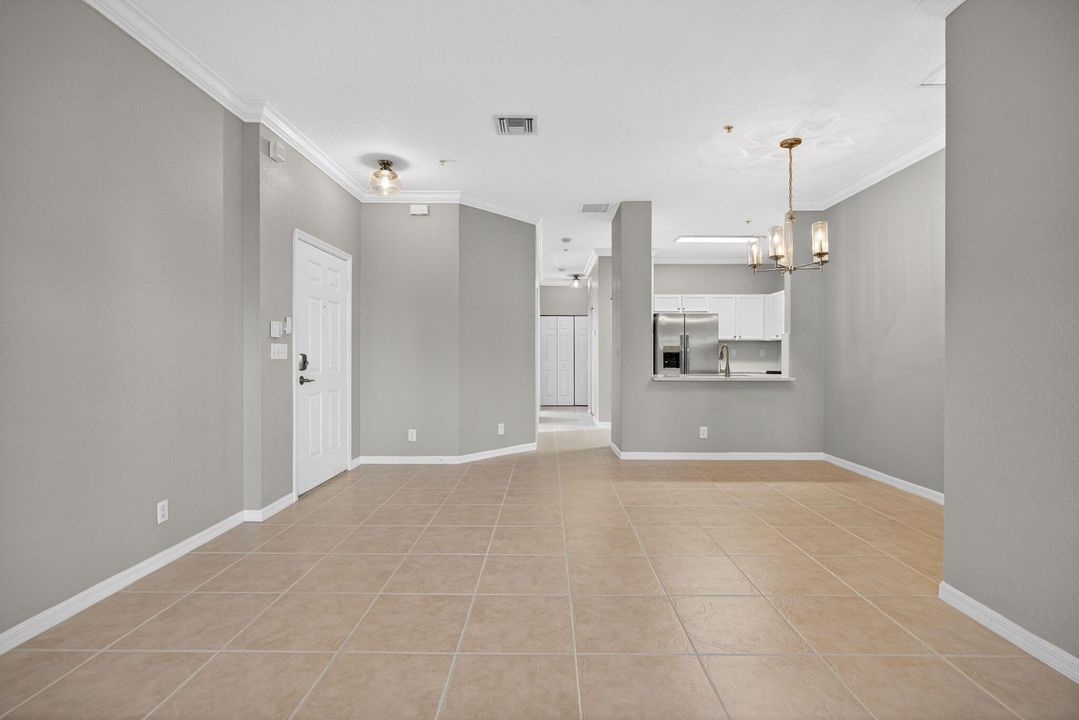 For Sale: $374,990 (3 beds, 2 baths, 1210 Square Feet)