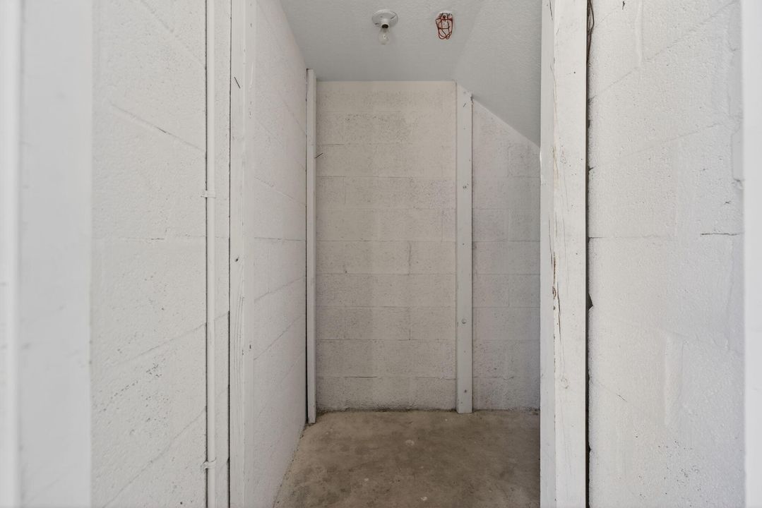 For Sale: $374,990 (3 beds, 2 baths, 1210 Square Feet)