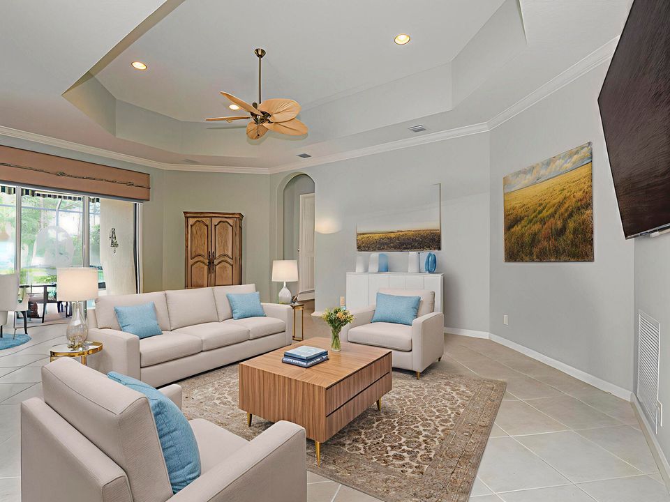 For Sale: $615,000 (3 beds, 2 baths, 2010 Square Feet)