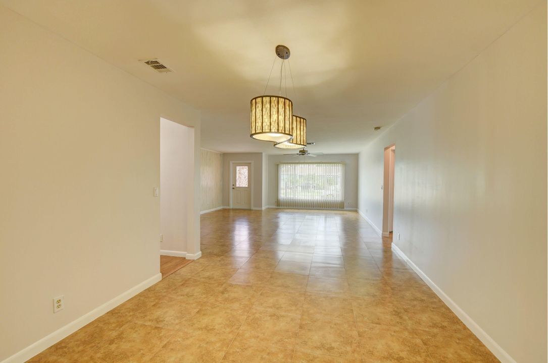 出租: $2,850 (2 贝兹, 2 浴室, 1710 平方英尺)