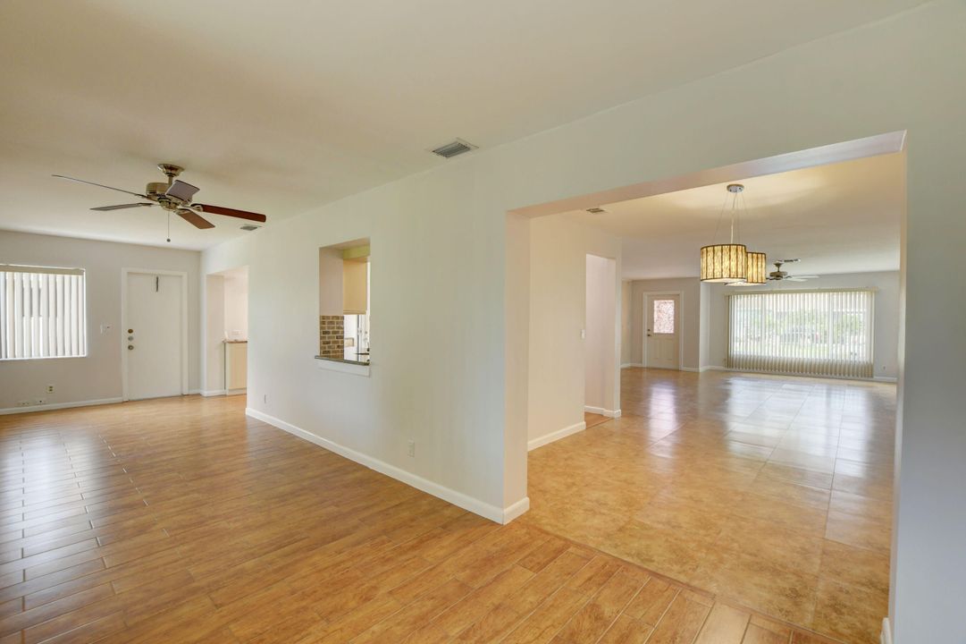 出租: $2,850 (2 贝兹, 2 浴室, 1710 平方英尺)