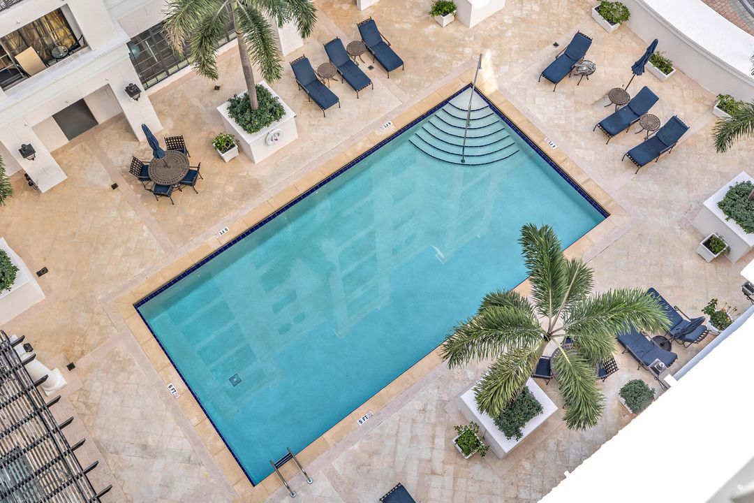 For Rent: $2,500 (1 beds, 1 baths, 660 Square Feet)