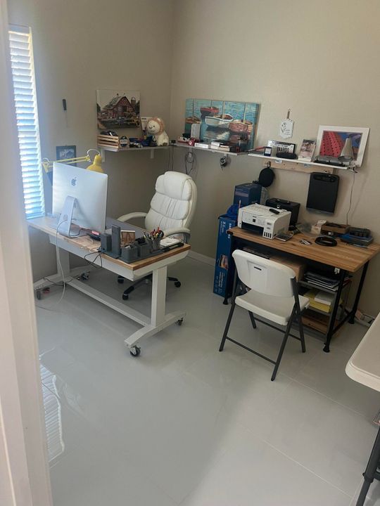 For Sale: $400,000 (3 beds, 2 baths, 1648 Square Feet)