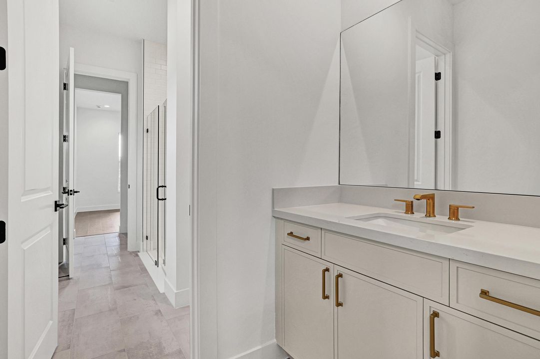 For Sale: $1,139,000 (3 beds, 2 baths, 2973 Square Feet)