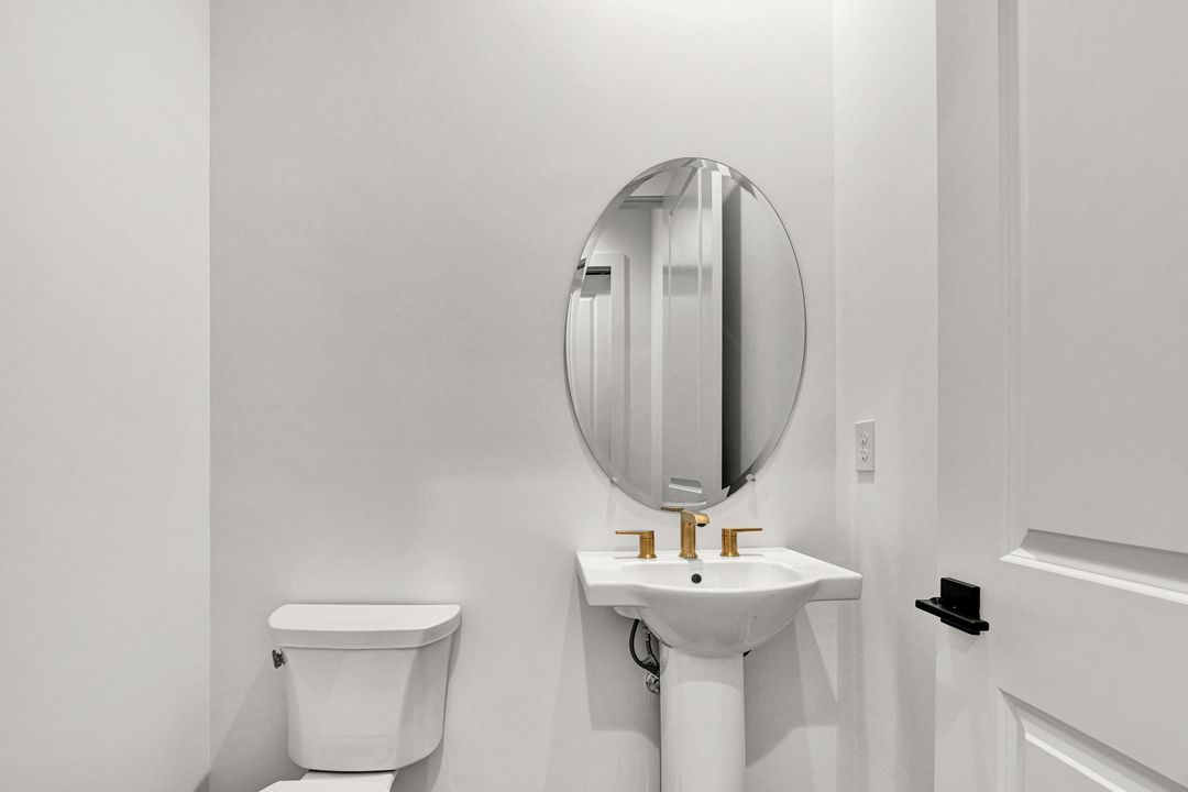 For Sale: $1,139,000 (3 beds, 2 baths, 2973 Square Feet)