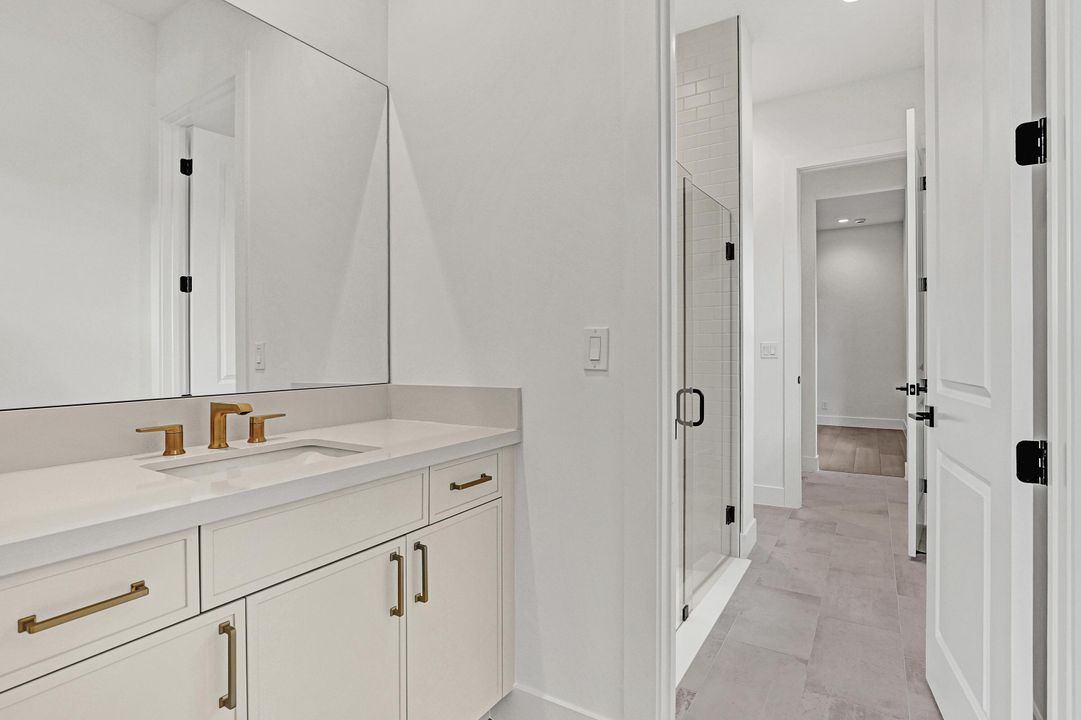 For Sale: $1,139,000 (3 beds, 2 baths, 2973 Square Feet)