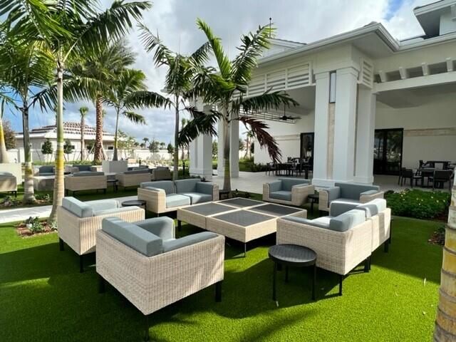 For Sale: $1,139,000 (3 beds, 2 baths, 2973 Square Feet)