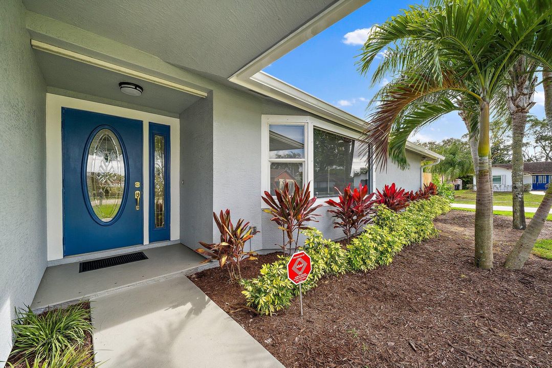 出租: $8,000 (4 贝兹, 2 浴室, 2652 平方英尺)