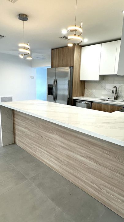 En Renta: $3,750 (4 camas, 2 baños, 1726 Pies cuadrados)