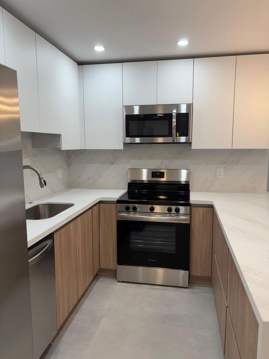 En Renta: $3,750 (4 camas, 2 baños, 1726 Pies cuadrados)