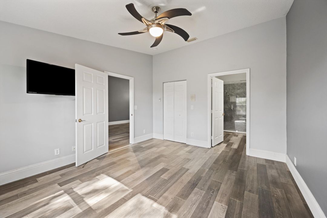 For Sale: $399,900 (2 beds, 2 baths, 1417 Square Feet)
