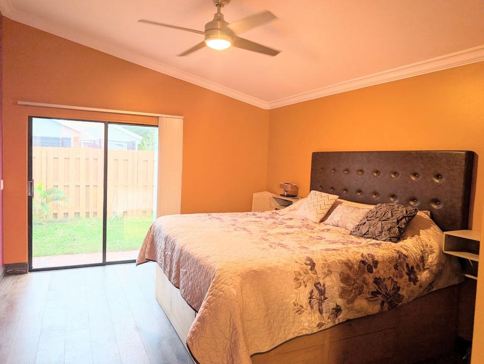 For Sale: $575,000 (3 beds, 2 baths, 1864 Square Feet)