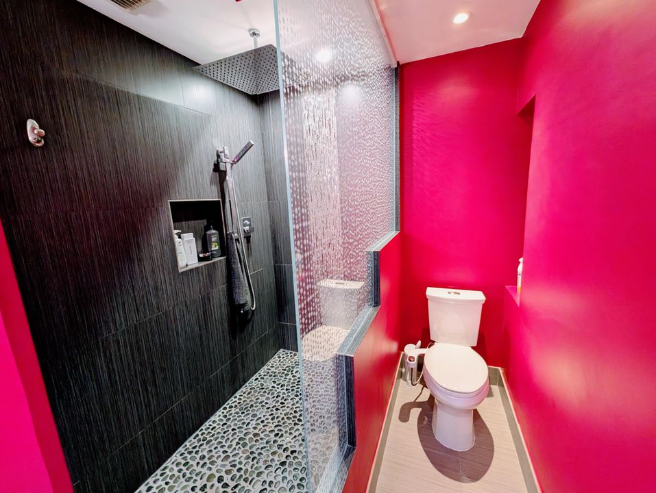 For Sale: $575,000 (3 beds, 2 baths, 1864 Square Feet)