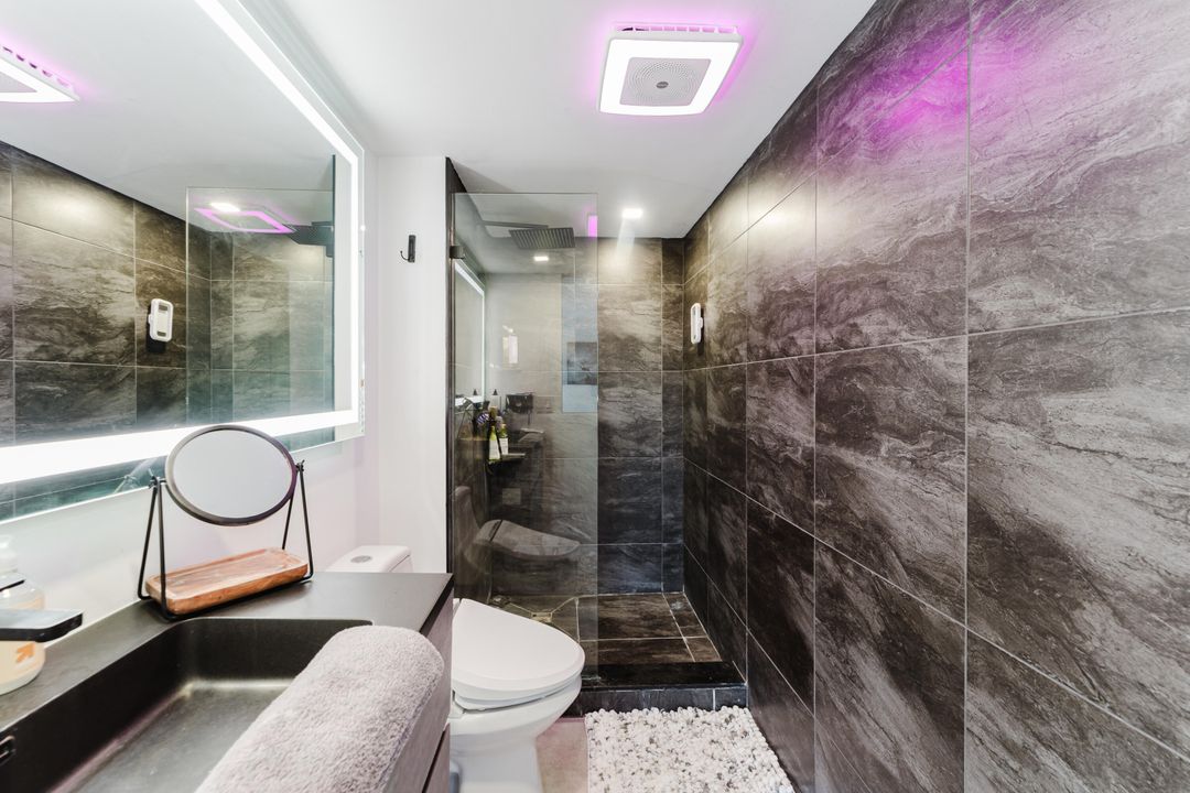 For Sale: $625,000 (2 beds, 2 baths, 1200 Square Feet)