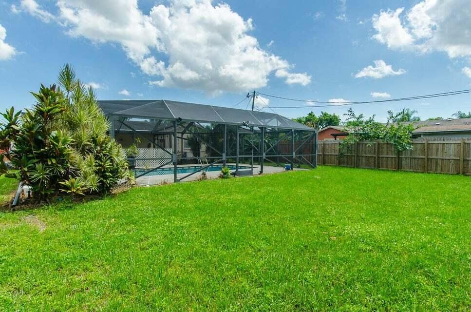 For Rent: $3,650 (3 beds, 2 baths, 1804 Square Feet)