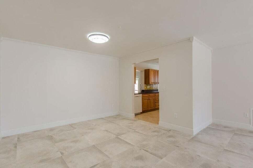 For Rent: $3,650 (3 beds, 2 baths, 1804 Square Feet)