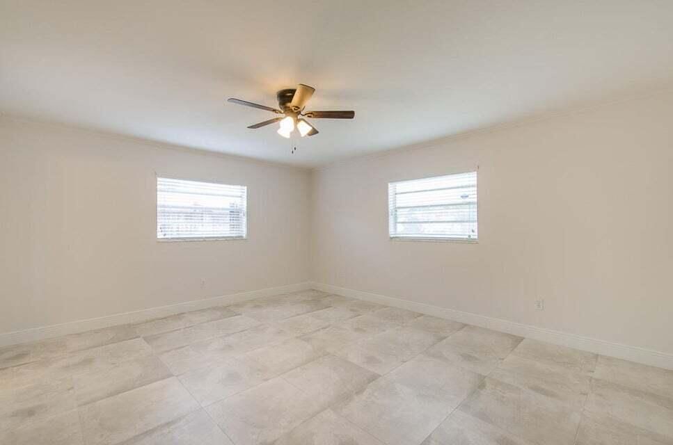 For Rent: $3,650 (3 beds, 2 baths, 1804 Square Feet)