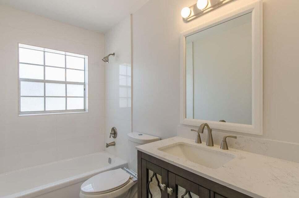 For Rent: $3,650 (3 beds, 2 baths, 1804 Square Feet)