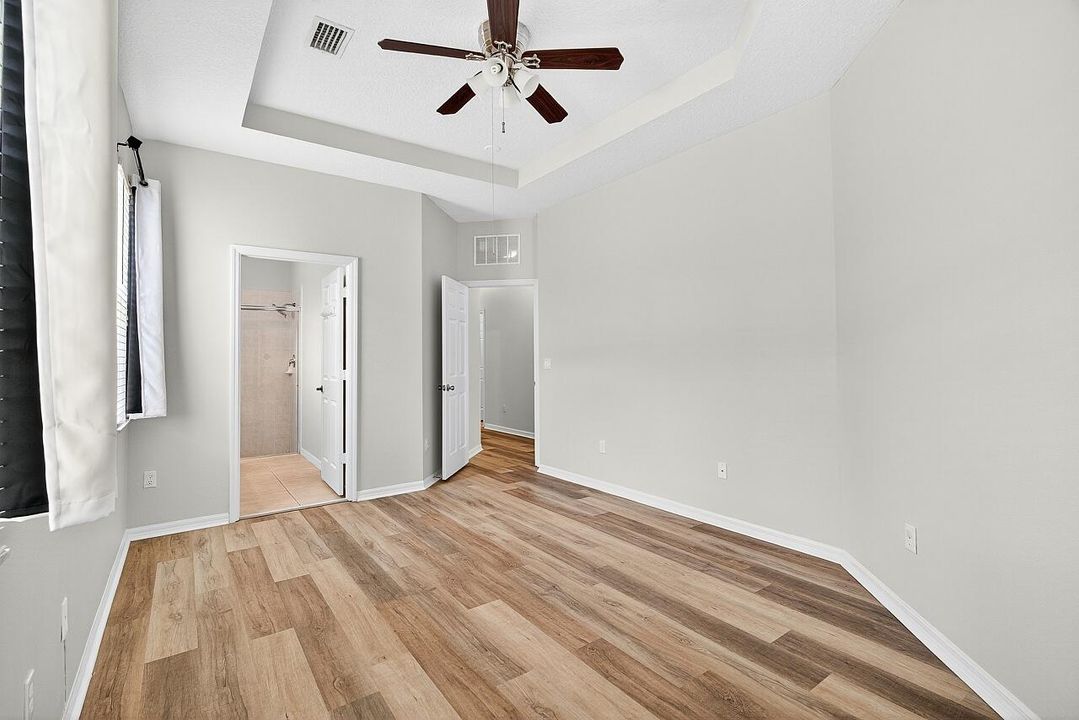 For Sale: $314,900 (2 beds, 2 baths, 1482 Square Feet)