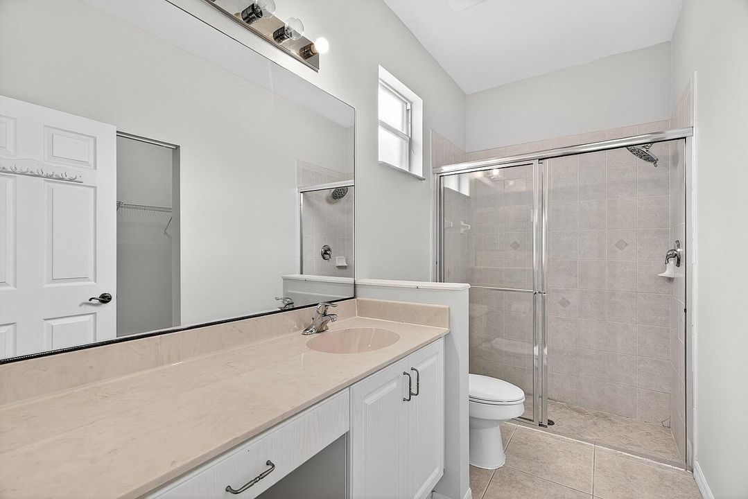 For Sale: $314,900 (2 beds, 2 baths, 1482 Square Feet)