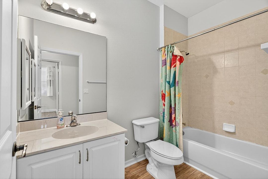 For Sale: $314,900 (2 beds, 2 baths, 1482 Square Feet)