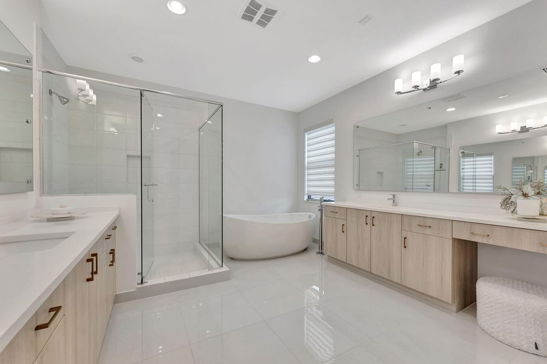 For Sale: $2,895,000 (7 beds, 7 baths, 5393 Square Feet)