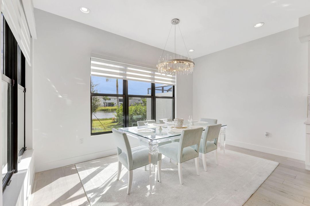 For Sale: $2,895,000 (7 beds, 7 baths, 5393 Square Feet)