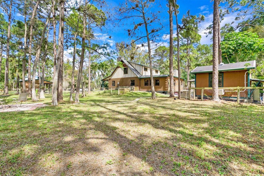 For Sale: $899,999 (4 beds, 3 baths, 2285 Square Feet)