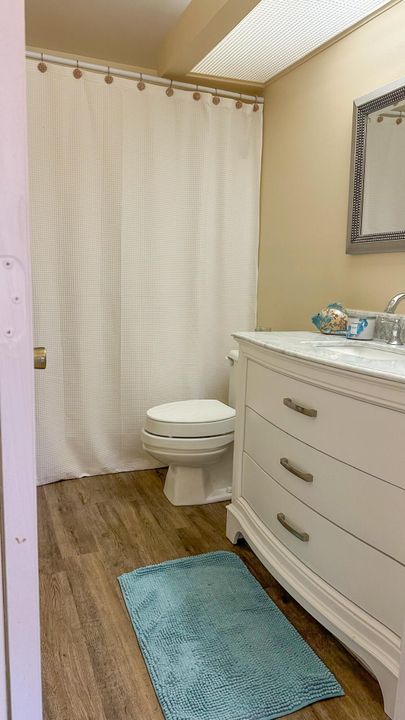 For Sale: $129,999 (2 beds, 2 baths, 1080 Square Feet)