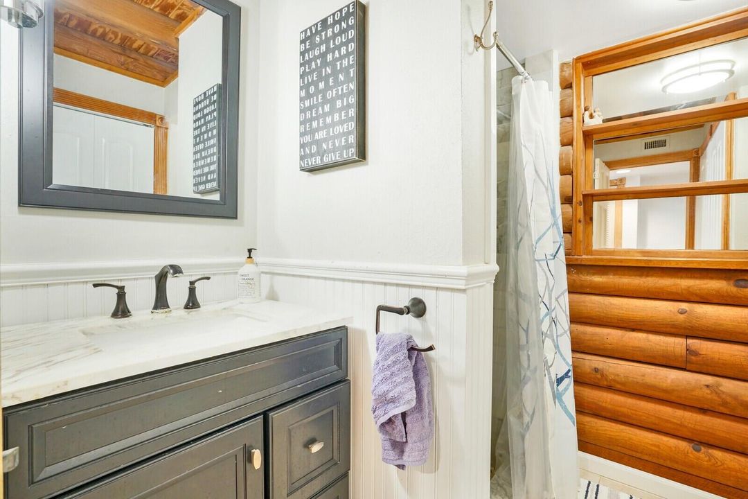 For Rent: $4,500 (4 beds, 3 baths, 2285 Square Feet)