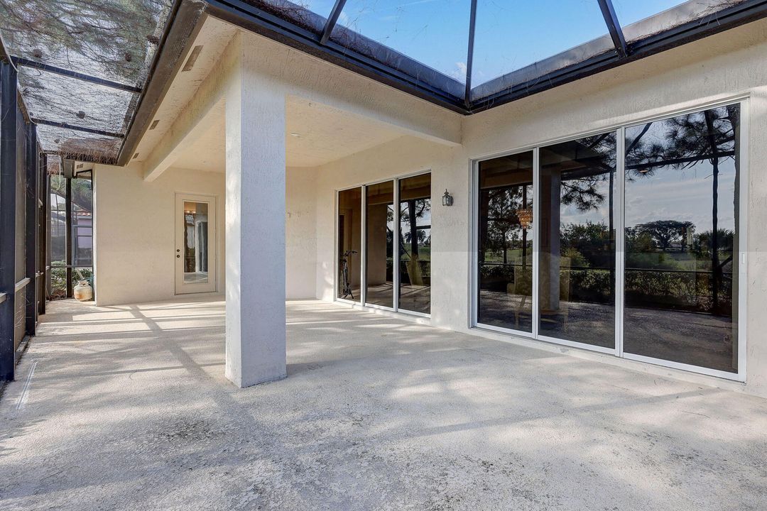 For Sale: $463,000 (3 beds, 2 baths, 2136 Square Feet)