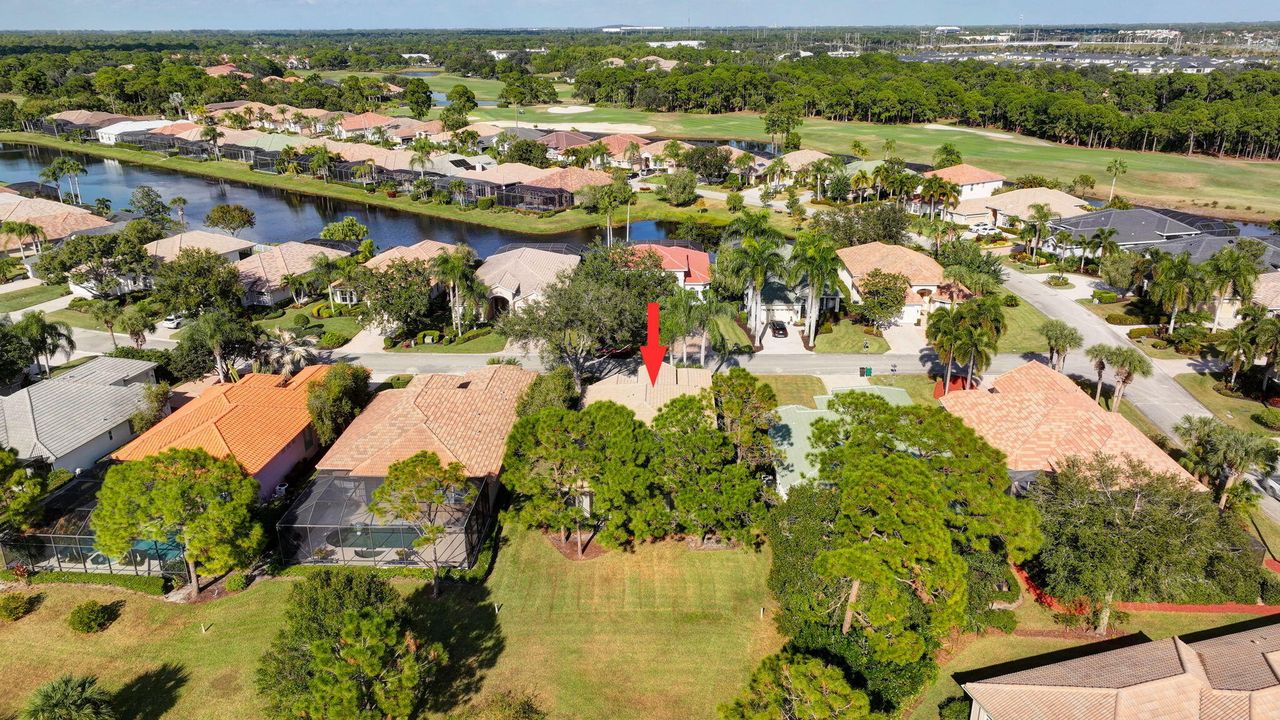 For Sale: $463,000 (3 beds, 2 baths, 2136 Square Feet)