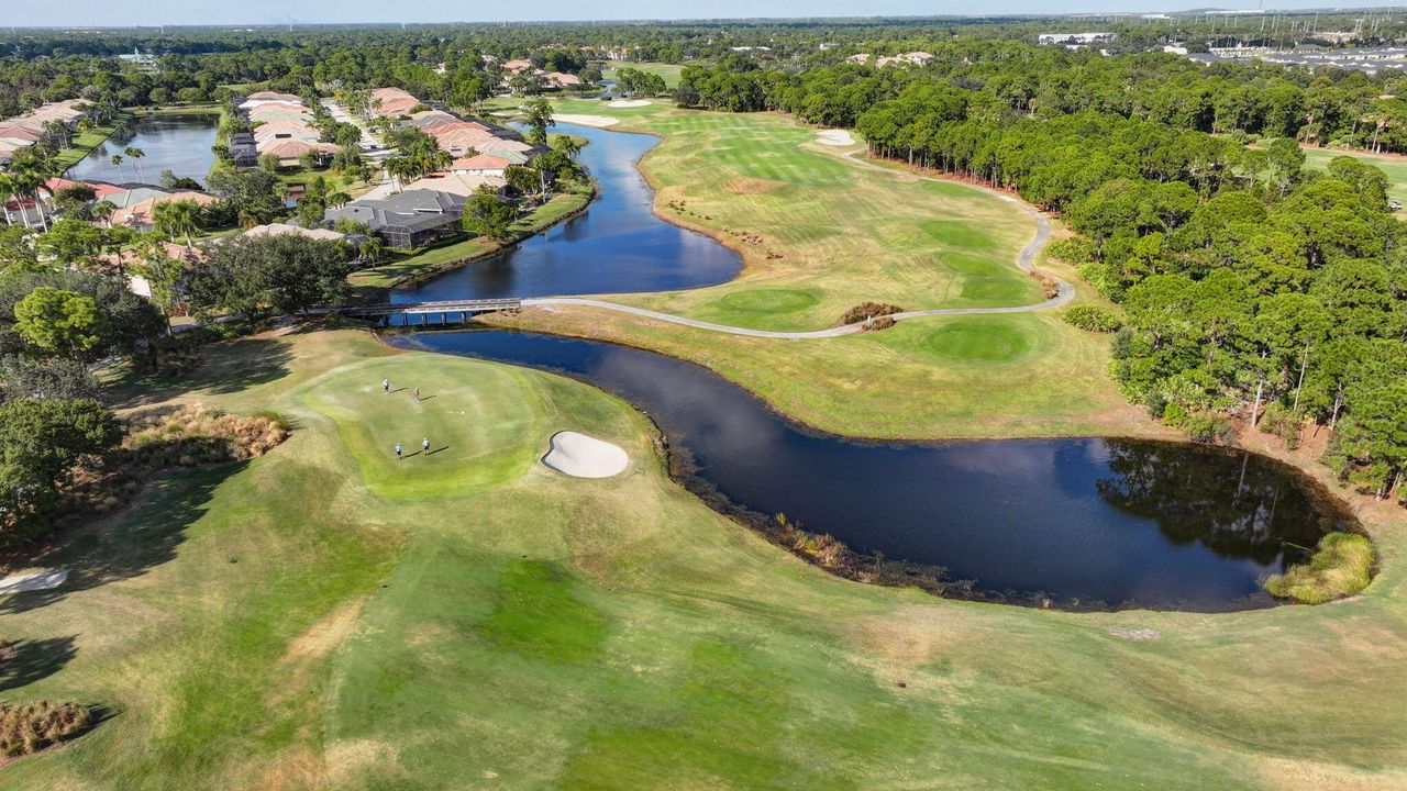 For Sale: $463,000 (3 beds, 2 baths, 2136 Square Feet)