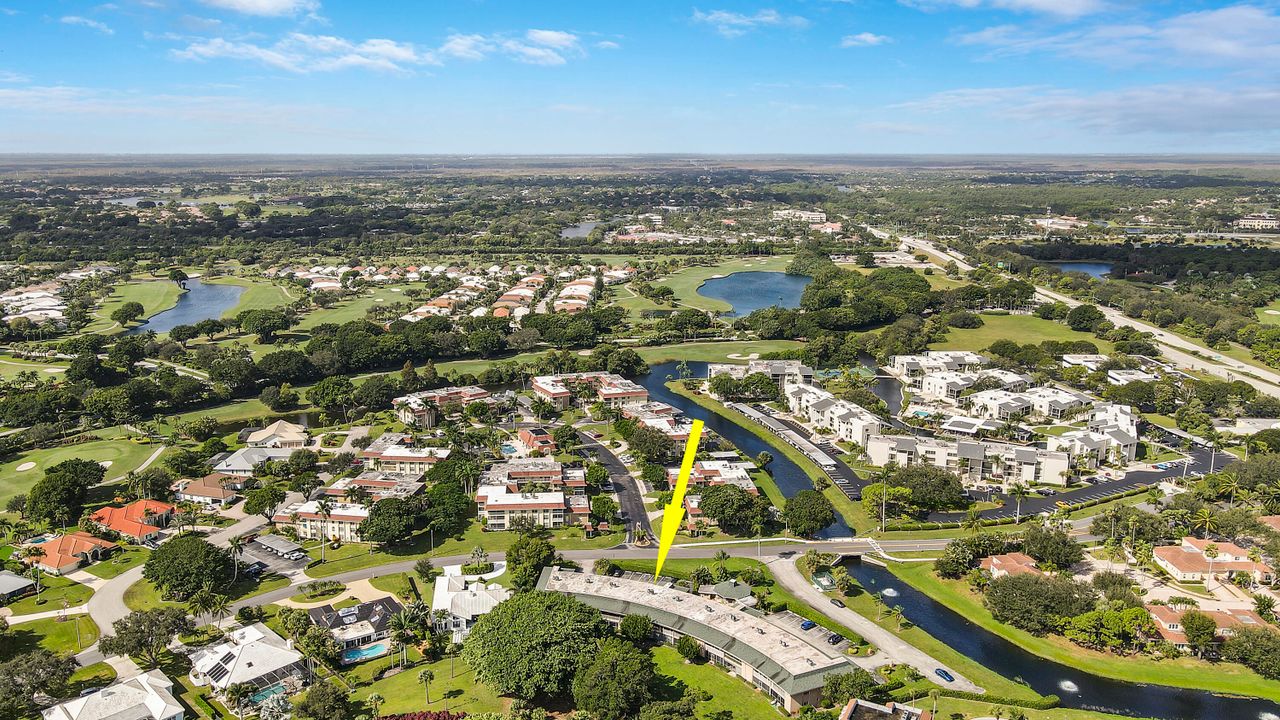 En Venta: $335,000 (2 camas, 2 baños, 1140 Pies cuadrados)