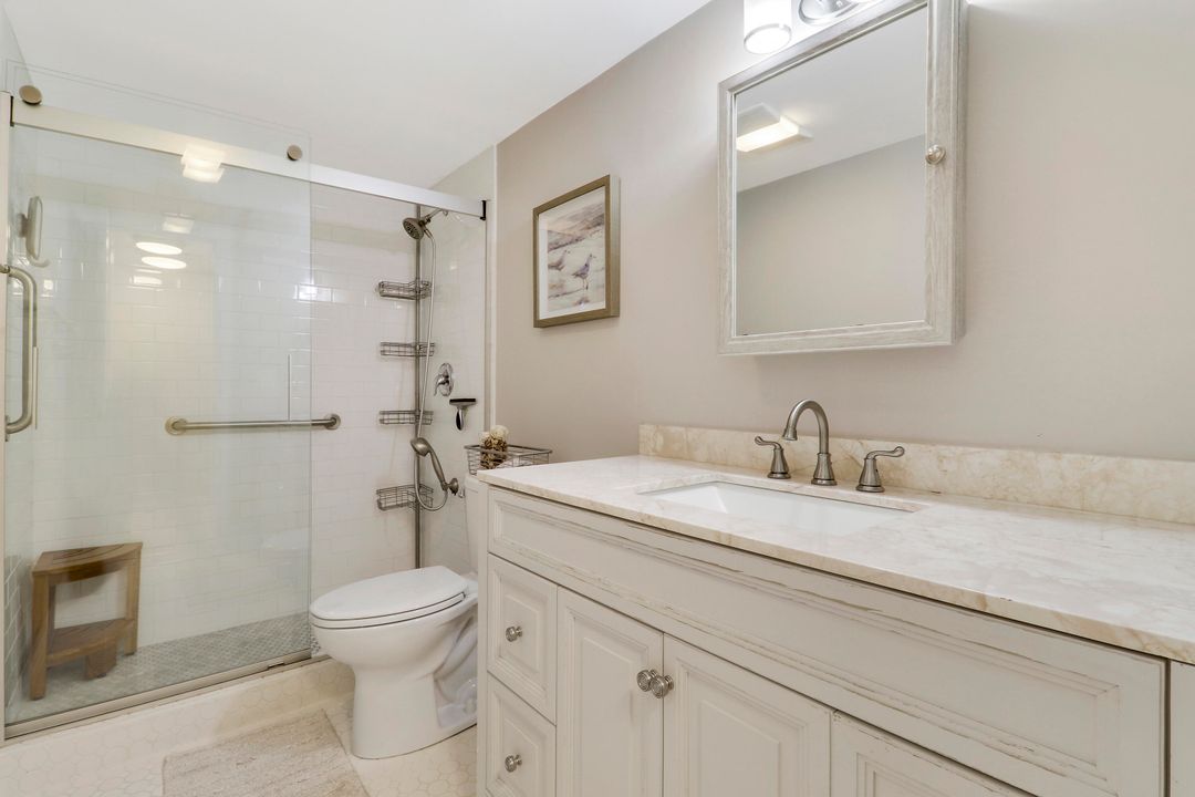 En Venta: $335,000 (2 camas, 2 baños, 1140 Pies cuadrados)