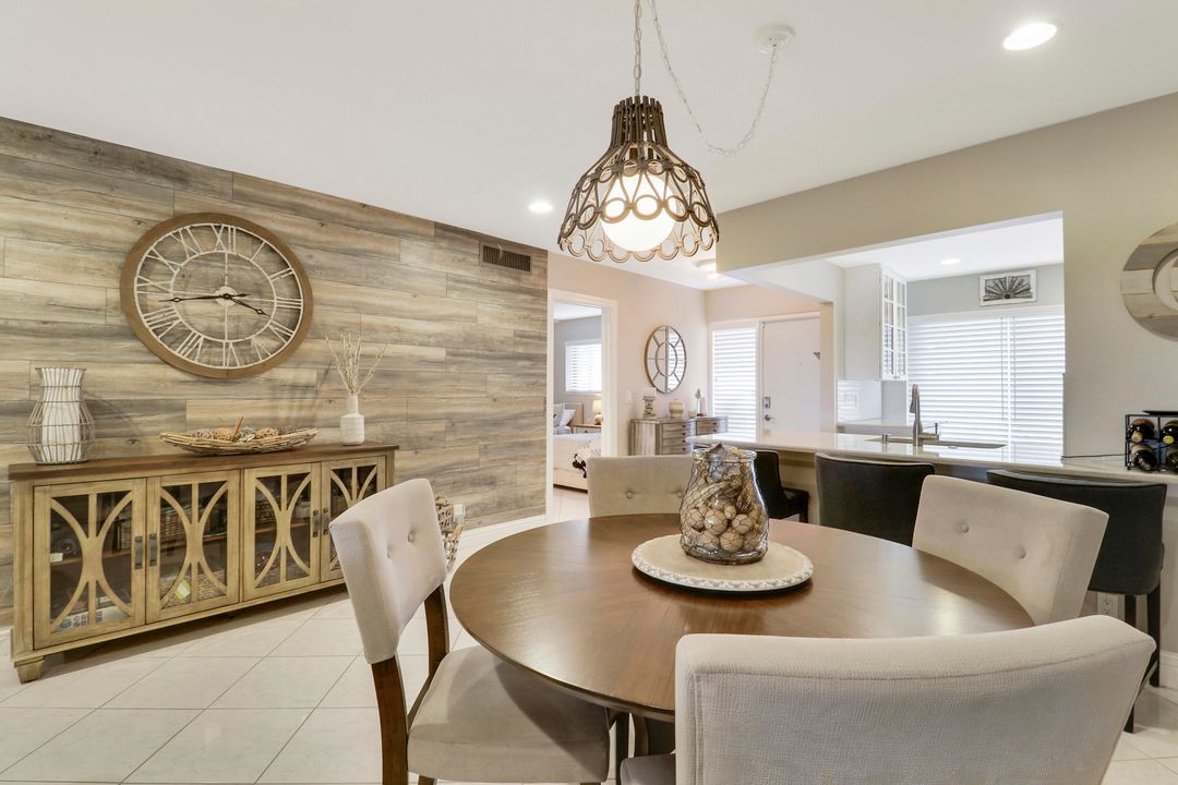 En Venta: $335,000 (2 camas, 2 baños, 1140 Pies cuadrados)