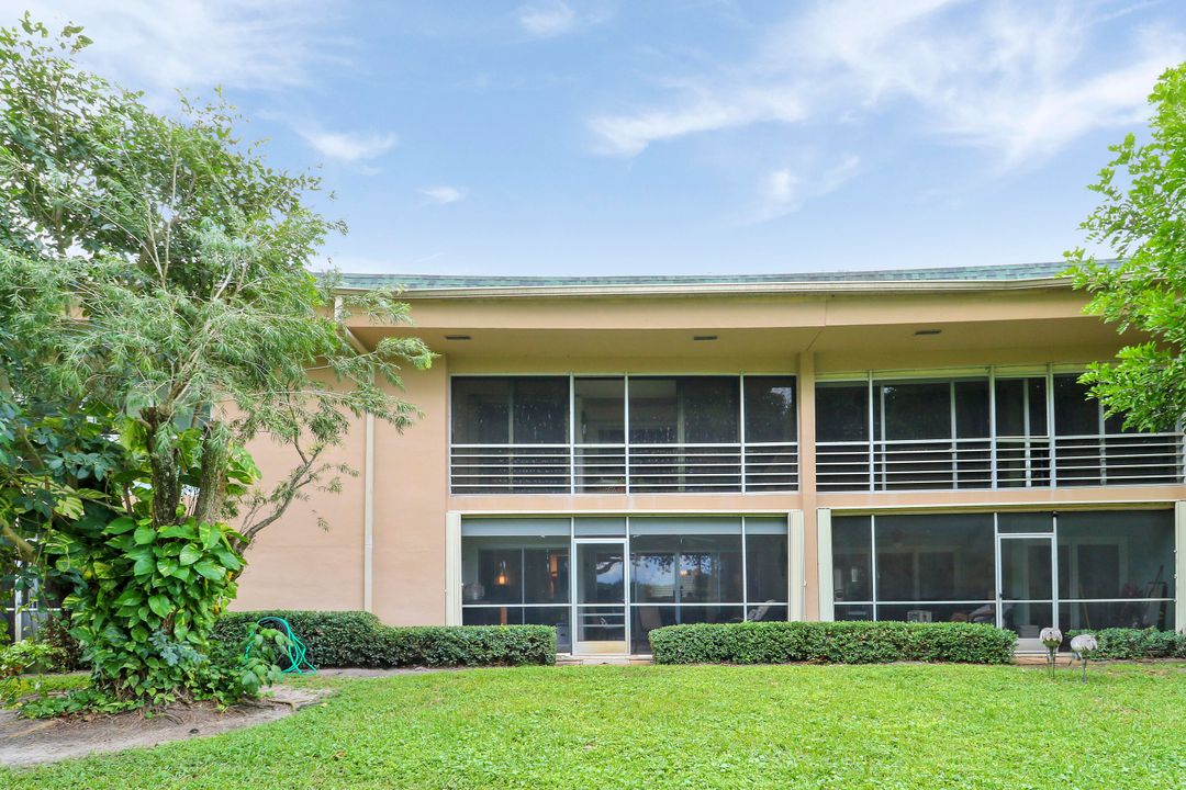 En Venta: $335,000 (2 camas, 2 baños, 1140 Pies cuadrados)