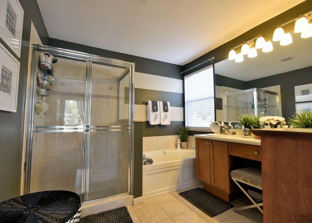 For Rent: $4,350 (4 beds, 2 baths, 2204 Square Feet)