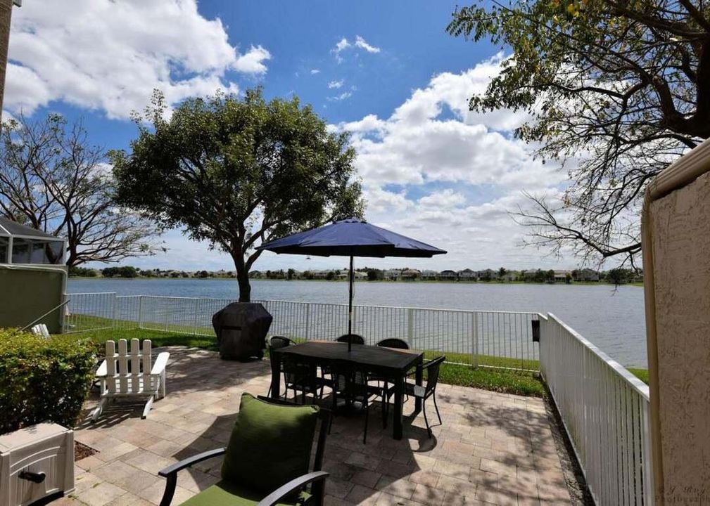 For Rent: $4,350 (4 beds, 2 baths, 2204 Square Feet)