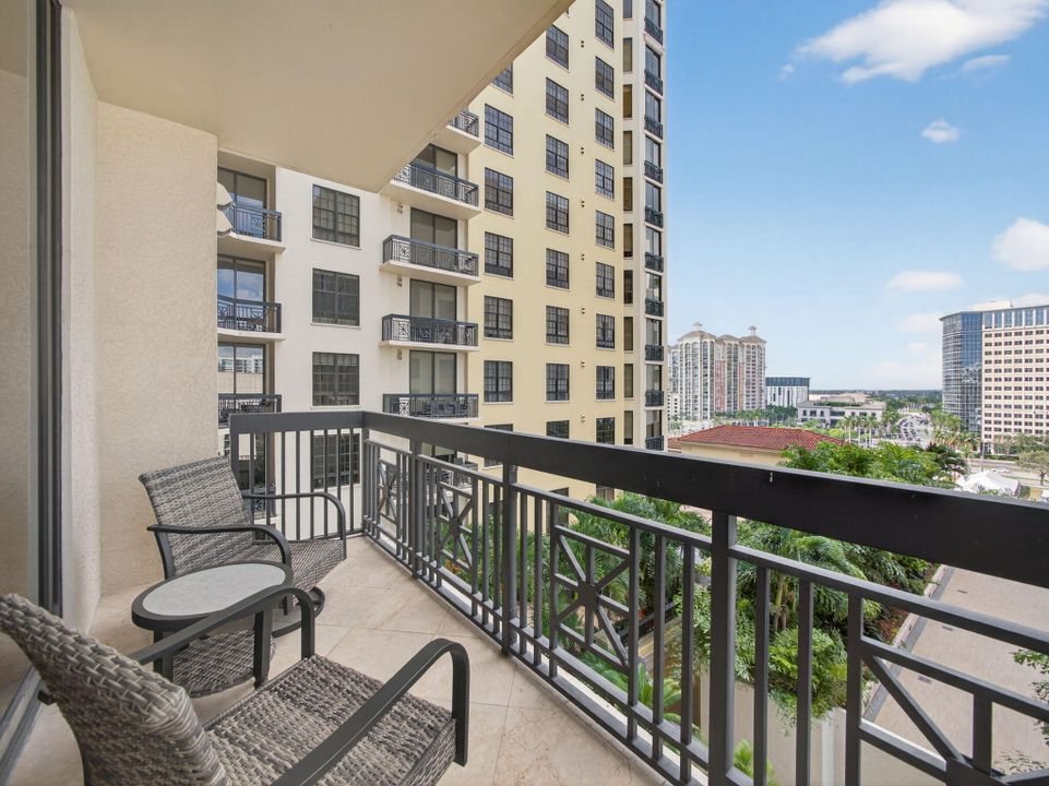 出租: $6,500 (2 贝兹, 2 浴室, 1485 平方英尺)