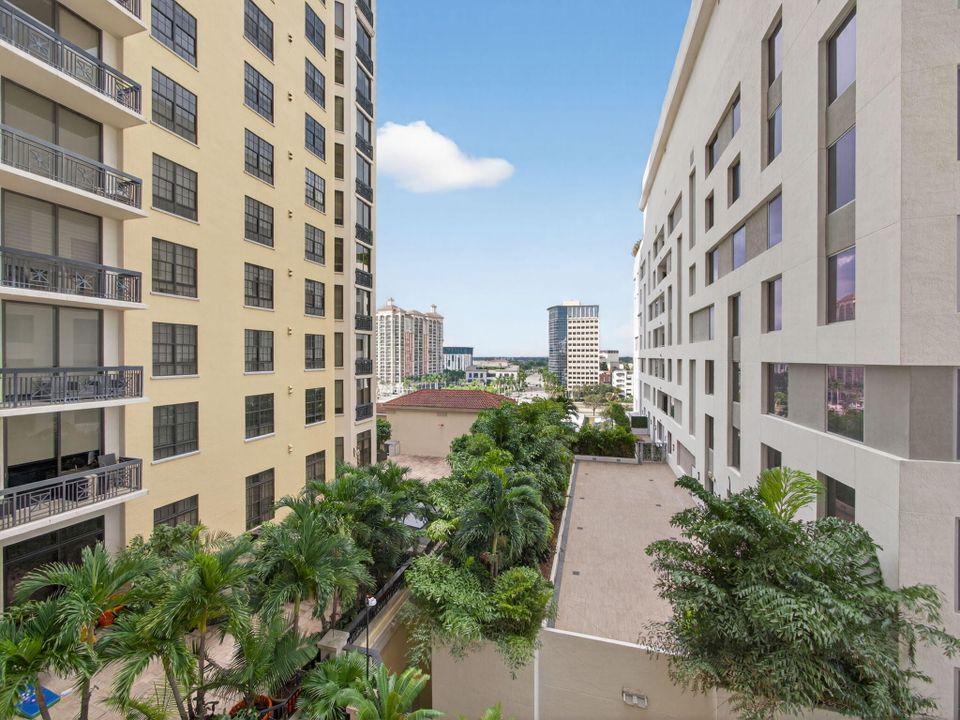 出租: $6,500 (2 贝兹, 2 浴室, 1485 平方英尺)