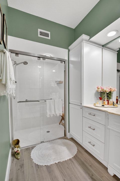 For Sale: $524,999 (3 beds, 2 baths, 1416 Square Feet)