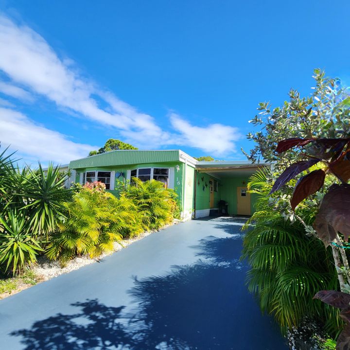 For Sale: $29,999 (2 beds, 2 baths, 1184 Square Feet)