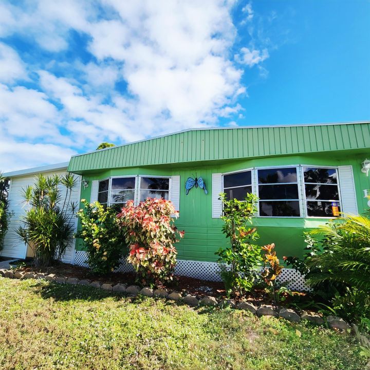 For Sale: $29,999 (2 beds, 2 baths, 1184 Square Feet)