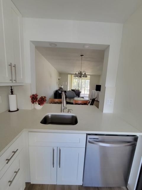 For Rent: $2,000 (2 beds, 2 baths, 1044 Square Feet)