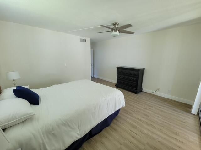 For Rent: $2,000 (2 beds, 2 baths, 1044 Square Feet)